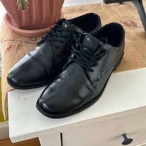 Vegan leather dress shoes
